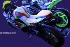 jok-valentino-rossi-di-ninja-250-manado