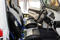 hitam-putih-interior-ferozaku