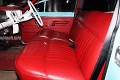 interior-merah-merona-holden-special