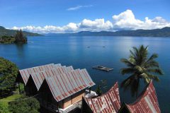 kawasan-danau-toba-diminati-40-calon-investor