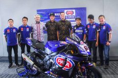 batik-indonesia-rambah-balapan-dunia