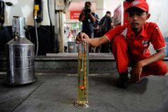 wamen-esdm-pastikan-pasokan-premium-di-jamali