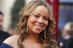 mariah-carey-siap-gelar-konser-di-candi-borobudur