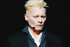 johnny-depp-menjadi-penyihir-di-film-fantastic-beasts