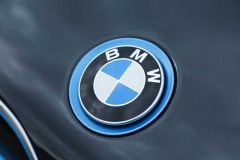 kerjasama-fossil-dan-bmw-produksi-smartwatch