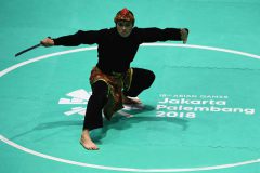 pencak-silat-beregu-putri-rebut-medali-emas