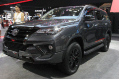 desain-agresif-toyota-fortuner-trd-sportivo-baru
