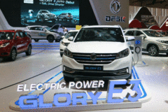 dfsk-tampilkan-mobil-listrik-glory-e3-di-giias-2019