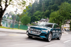 audi-e-tron-mampu-keliling-eropa-selama-24-jam