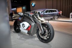 bmw-bawa-tiga-motornya-ke-frankfurt-motor-show-2019