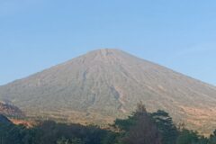 gunung-rinjani-masuk-jajaran-wisata-terpopuler-di-google