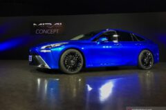 toyota-mirai-versi-baru-bisa-menjelajah-lebih-jauh