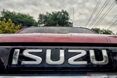 isuzu-astra-juara-kompetisi-mekanik-dunia