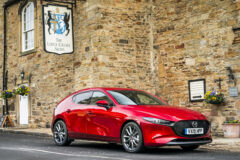 mazda3-raih-supreme-winner-dari-women-world-car-of-the-year-awards-2019