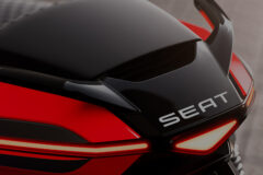 pabrikan-mobil-seat-bikin-escooter