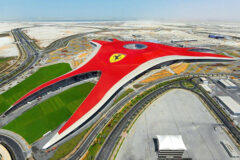 ferrari-world-abu-dhabi-kembali-sabet-worlds-leading-theme-park-award