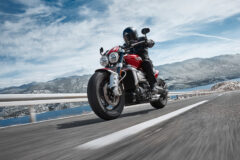 triumph-rocket-3-r-cetak-rekor-0-100-kpj-dalam-273-detik