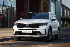 kia-rilis-spesifikasi-lengkap-sorento-2021