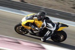 grafis-ikonik-60th-anniversary-yamaha