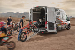 mobil-khusus-gendong-motor