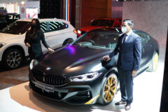 bmw-seri-8-golden-thunder-hanya-1-di-indonesia