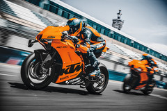 ktm-rc-8c-motor-balap-edisi-terbatas