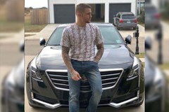 koleksi-mobil-keren-dustin-poirier