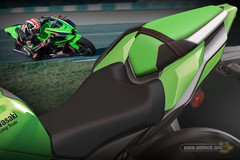 mendadak-bergaya-motor-wsbk