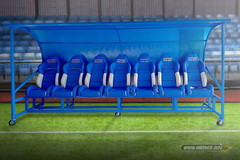 bench-biru-stadion-teluk-bayur-berau