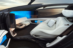 canggihnya-cadillac-innerspace-concept