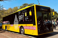warawiri-bus-listrik-di-ktt-g20