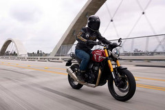 triumph-speed-400-resmi-diperkenalkan