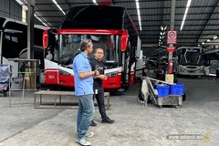 blakblakan-pembuatan-bus-di-karoseri-tentrem-kota-ngalam