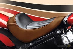 jok-elegan-dua-warna-moge-cruiser